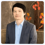 "Teamhub LMS đã thực sự thay đổi cách chúng tôi quản lý và tổ chức các khóa học tại trung tâm. Giao diện thân thiện với người dùng giúp chúng tôi dễ dàng theo dõi tiến độ học viên và quản lý nội dung giảng dạy. Hệ thống báo cáo chi tiết và rõ ràng giúp chúng tôi tối ưu hóa việc đào tạo và đánh giá kết quả học tập một cách chính xác. Đặc biệt, đội ngũ hỗ trợ nhiệt tình đã luôn sẵn sàng giúp đỡ chúng tôi mỗi khi cần."